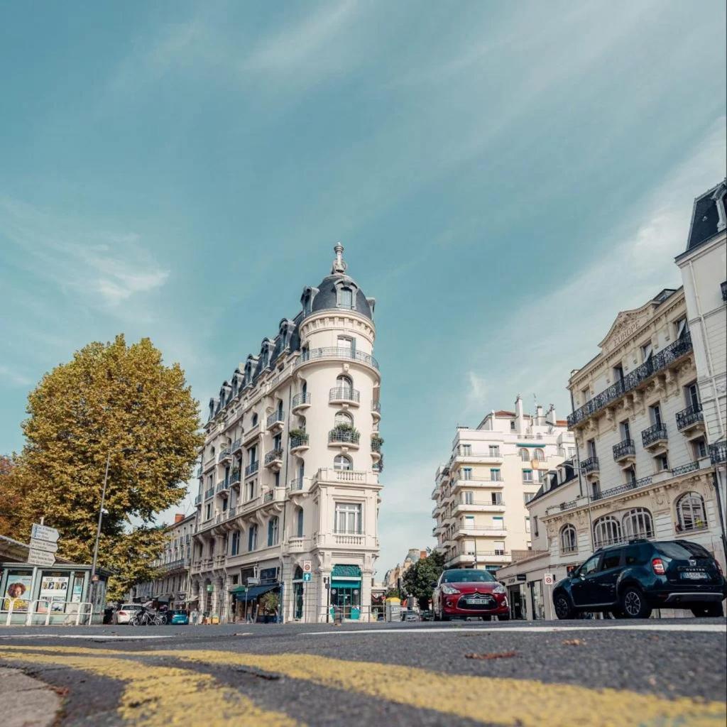 Apartment Lumineux Proche Du Parc Des Sources